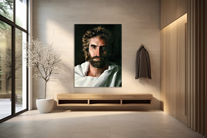 Puede incluir: Una pintura de un hombre con barba y pelo largo, vistiendo una t&uacute;nica blanca. La pintura est&aacute; sobre un fondo oscuro.