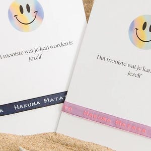 キッズアファメーションブレスレット「ハクナマタタ」カード付き