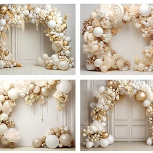 Puede incluir: Nueve arreglos diferentes de globos blancos y dorados, flores y vegetación formando arcos. Los arcos están colocados sobre un fondo blanco con una puerta de madera con paneles.