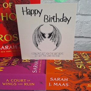 Carte d'anniversaire Bat Boys/ Sous licence officielle/ Sarah J. Maas Merch/ Carte d'anniversaire livresques/ Cour de nuit/ Rhysand/ Cassian/ Azriel/ Fantasy