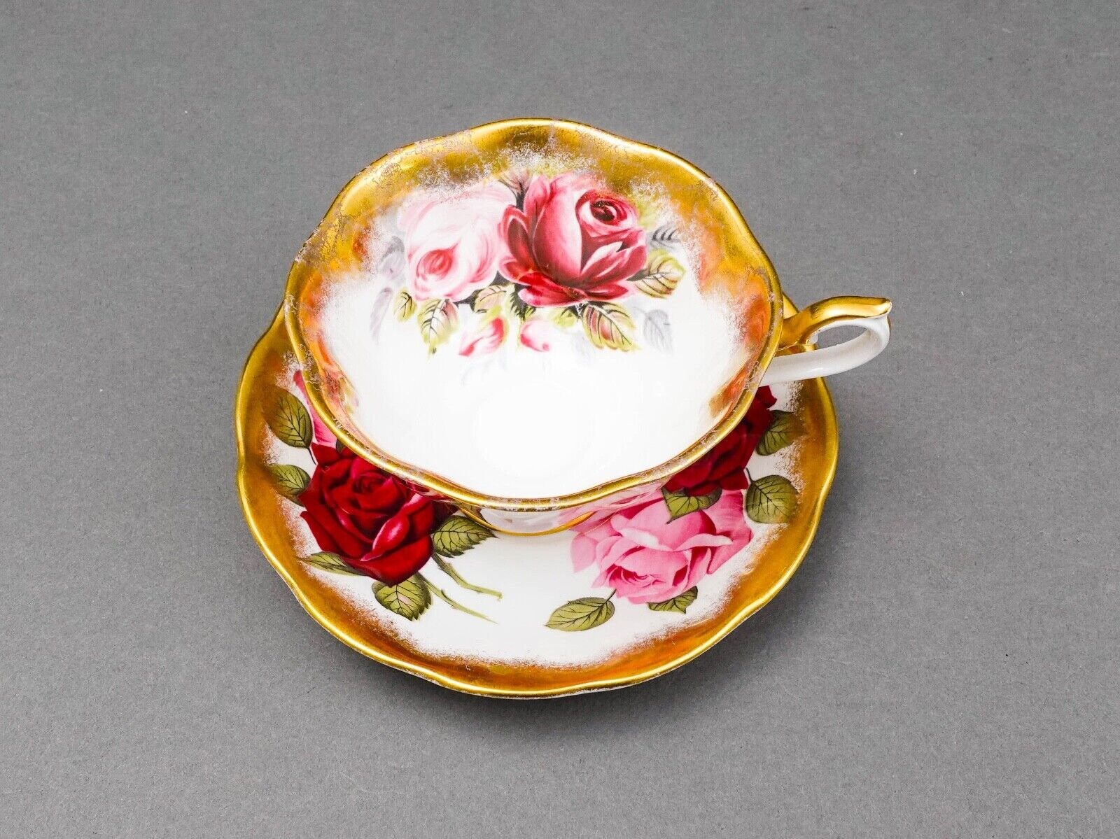 Royal Albert England Summer Bounty Series Ruby Tea Cup & Saucer - Etsy