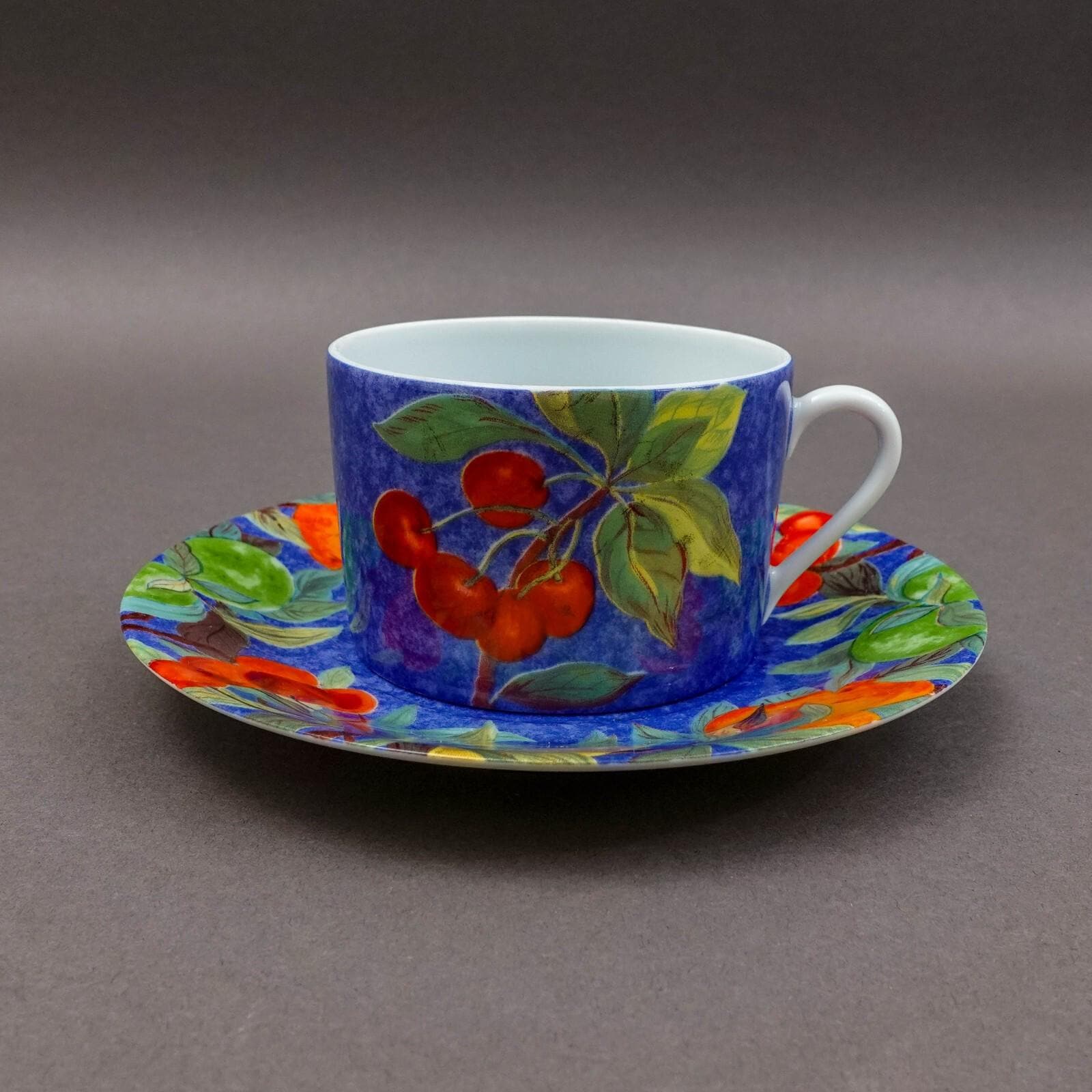 Laure Japy Paris Limoges France Jardin Bleu Fruit Flat Cup
