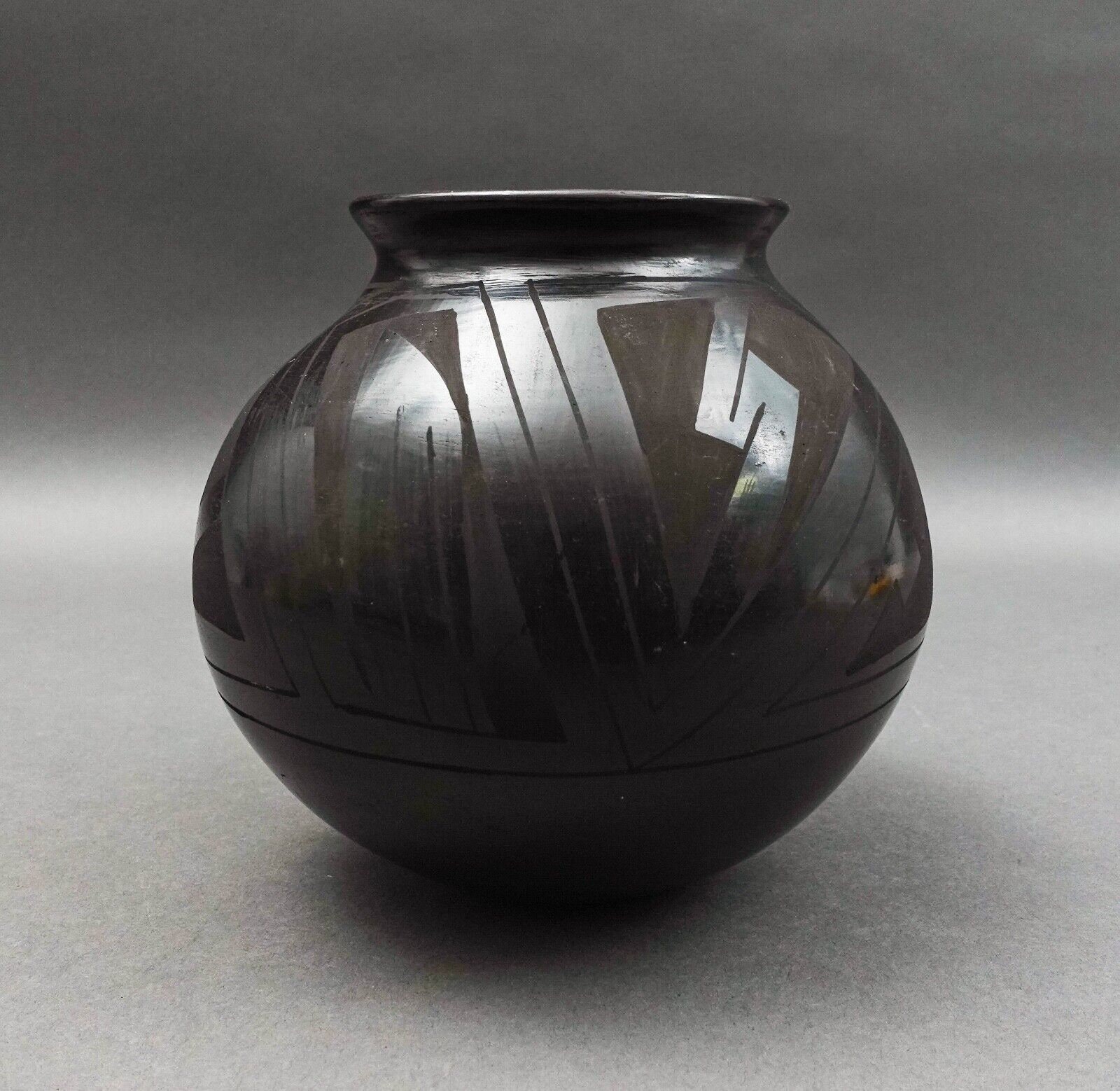 u_mama　OMブラック Mata Ortiz Tomasa Mora Signed Black Southwest Pottery Vase 6