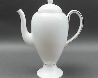 Wedgwood England St. Moritz White Platinum Bone China Beverage Coffee Tea Pot