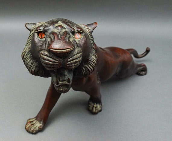 ブロンズ製トラの彫刻　bronze tiger statue Vintage Signed Japanese Large Bronze Tiger Tora Okimino Statue