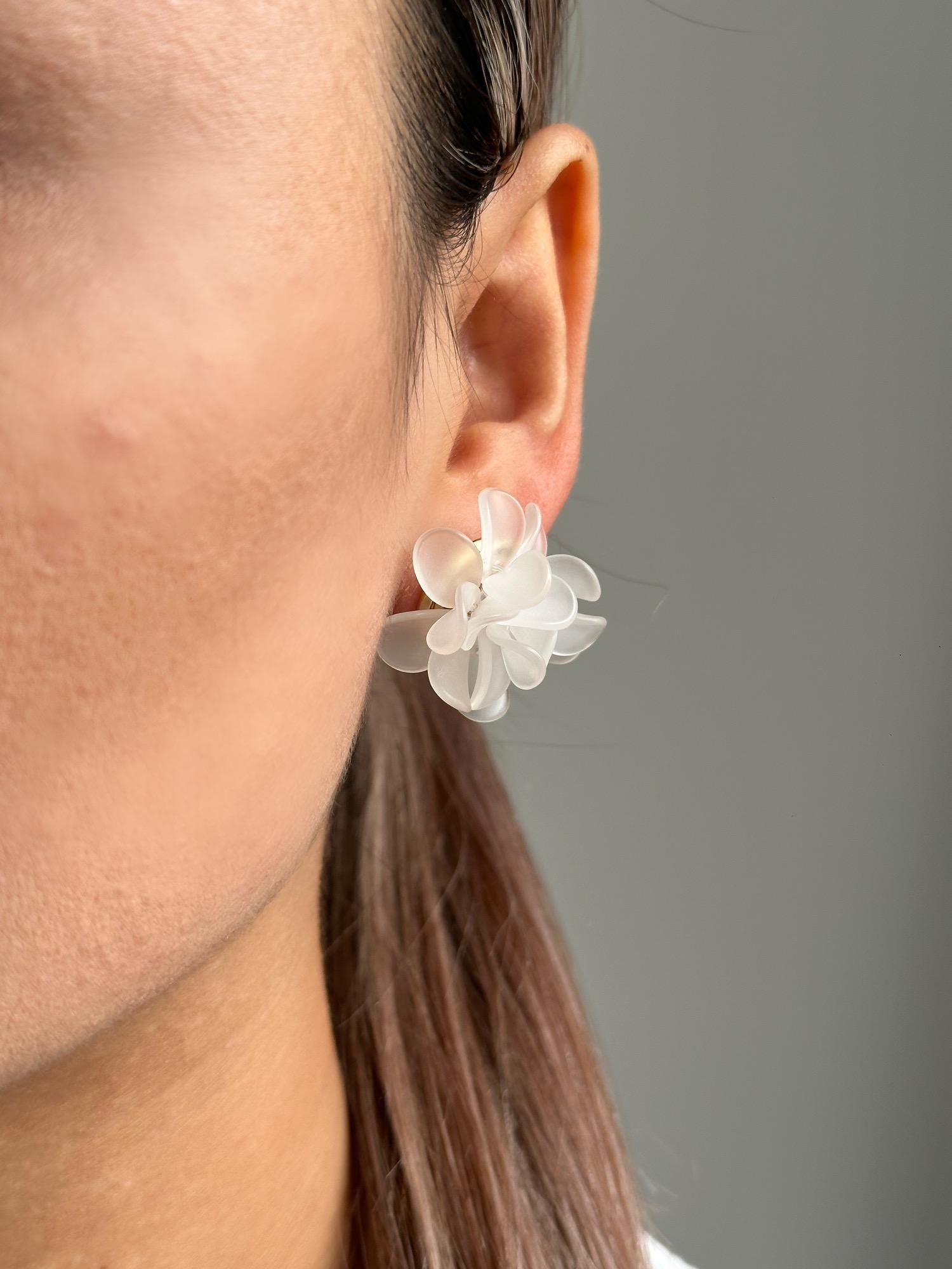 Amazon.com: White Flower Statement Earrings Boho Stud Large