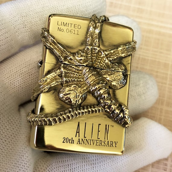 Zippo Rare Alien Brass Limited Edition 20th Anniversary New Zippo Rare Alien Brass Limited Edition 20th Anniversary New