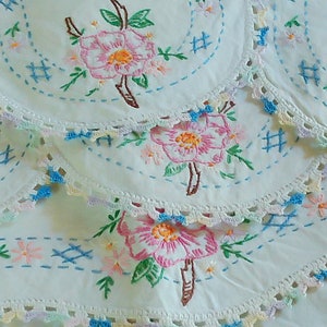 Vintage embroidered linens, lot of 7, hand embroidery, hand crochet