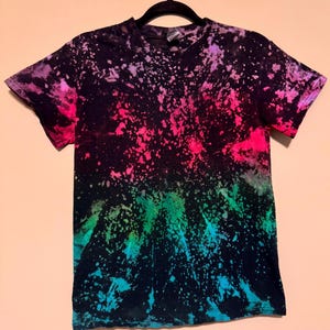 SMALL Reverse Tie Dye T-Shirt
