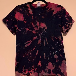 SMALL Reverse Tie Dye T-Shirt