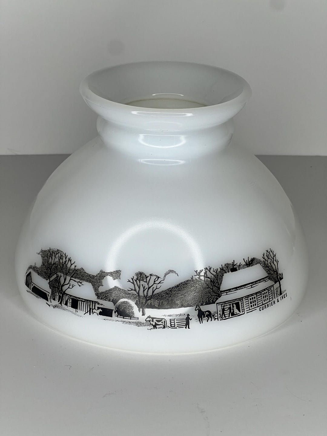 Currier And Ives Lampnull