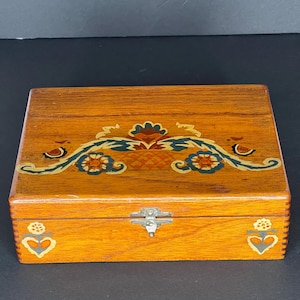 Vintage Hand Painted Wooden Box: Folk Art Lidded Trinket Storage