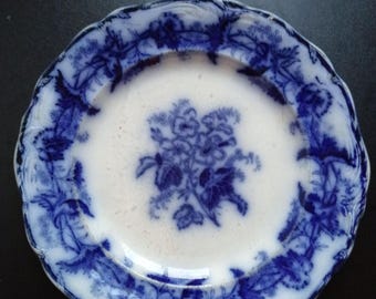 Plato de porcelana antiguo Boch Freres Keramis