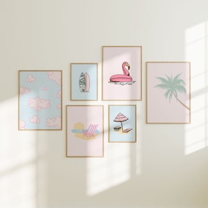 Lot de 6 oeuvres d&#39;art murales de plage BCBG rose et bleu, côte estival girly, palmier flamant rose | Téléchargement numérique| Art mural imprimable| Vraiment esthétique