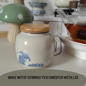 Wave Motif Ceramic Tea Canister with Bamboo Lid – 233ml Asian Tea Jar – Japanese Style Airtight Storage Container for Tea, Herbs, or Spices