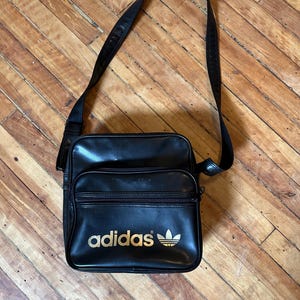 バッグ vintage old adidas messenger bag Y2K バッグ vintage old adidas messenger bag Y2K s-l400.jpg