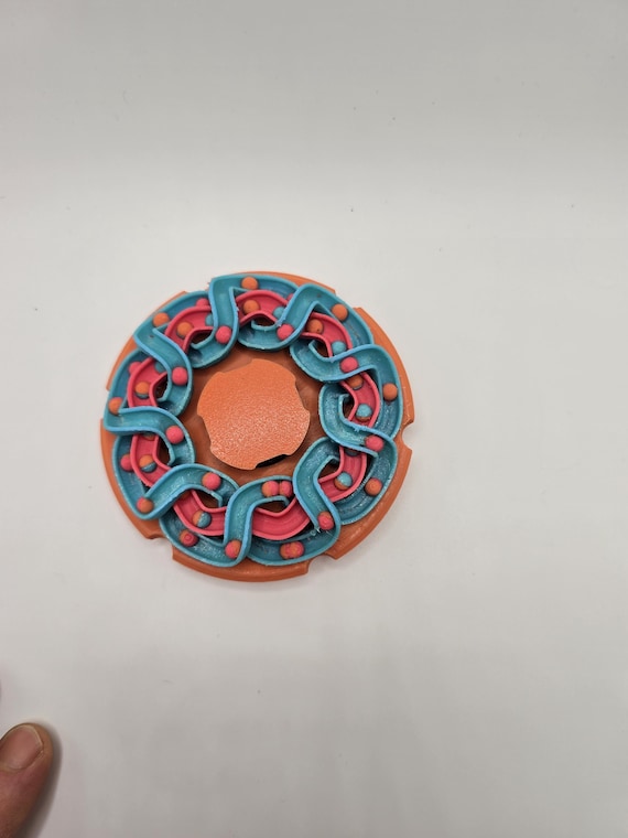 3D Printed Zoetrope - Marble Race Animation Spinner (Animation only viewable through methods in description)