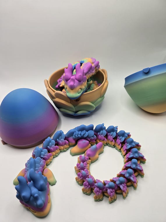 Kaida: 3D Printed Rainbow Dragon - Articulated Whimsical Decor