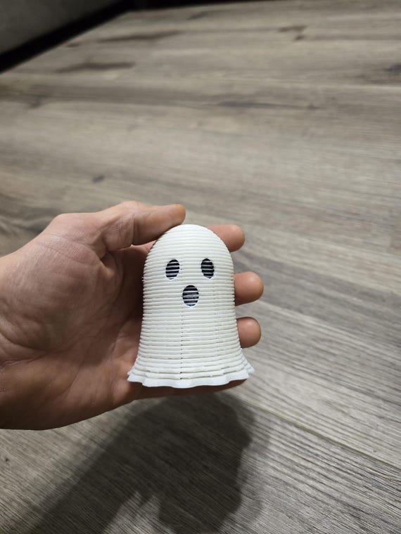 Adorable Ghost Slinky Fidget Toys in BeautifulRainbow Pastel or Classic White with 3 different Sizes