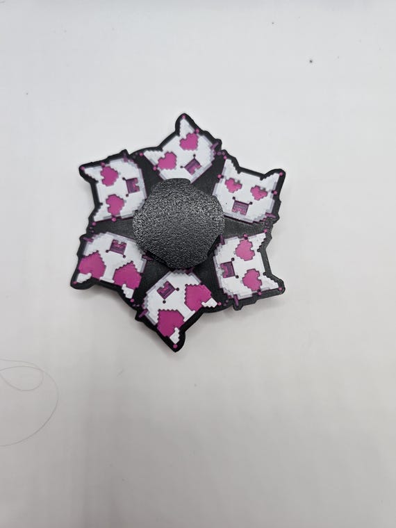 3D Printed Zoetrope: Cat with Beating Heart Eyes Animation Spinner