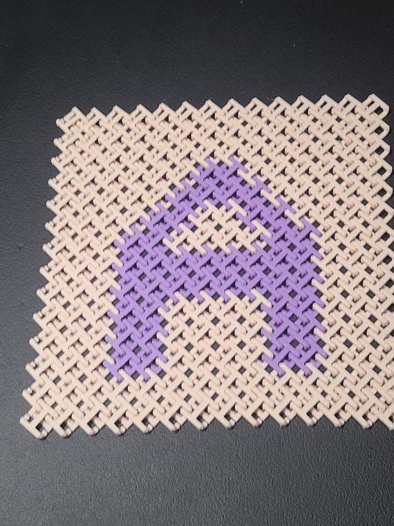 Customizable 3D Printed Chainmail Fidget Toy Any Letter or Simple 8bit Style Design