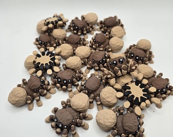 Poseable 3D Printed Spider Figurine: Magnetic Desk Buddy