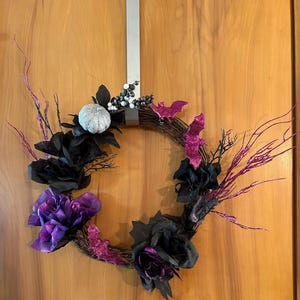 Halloween Night wreath / grapevine Halloween wreath