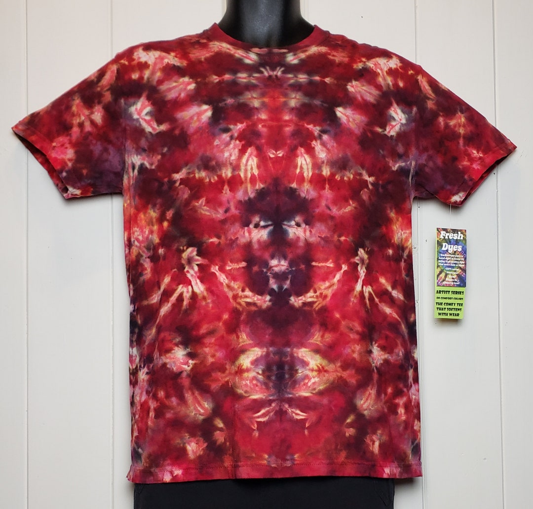 Hand-dyed Premium Tee Medium Red Psychedelic - Etsy