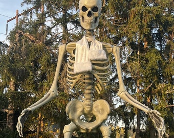 12’ Skeleton Scarf (White) (Skeleton NOT included)