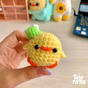 Chick Crochet Pattern, Keychain Crochet Pattern, Amigurumi Chick, Digital PDF Written Pattern (Spanish/English)