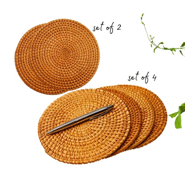 Round woven coaster/Trivet/Pot holder/Small placemat 6.3", 7" , Natural wicker Rattan Handmade, Heat Resistant Thick Hot Pads, Boho decor