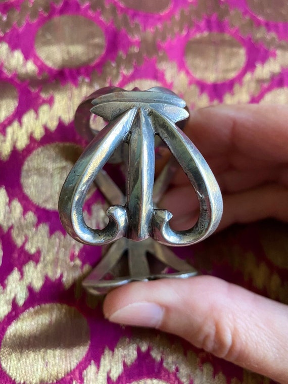 Vintage Navajo (Diné) 1920s Sandcast Silver Cuff … - image 5