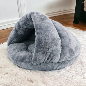 Plush Cat Bed,Cute Cat Couch,Cat Furniture, Pet Bed, Cat Bed, Small Dog Bed,Pet Furniture,Cat Plush,Bed For Cat,Wool Cat Cave