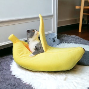 Warm Banana Pet Bed,Cute Cat And Dog Bed,Cat Cave,Cat Furniture,Pet Bed,Cat Bed,Large Cats Bed,Pet Furniture,Wool Cat Cave,Small Dog bed,