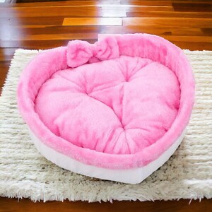 Heart Shaped Cat Bed ,Cute Cat Couch,Dog And Cat Furniture, Pet Bed, Cat Bed, Small Dog Bed,Pet Furniture,Cat Plush,Bed For Cat