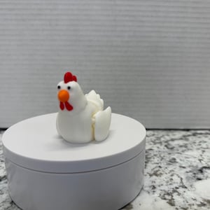 3D Printed Chicken – Poseable Farmhouse Decor & Funny Gift for Chicken Lovers