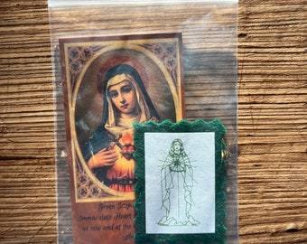100% Wool Green Scapular with Holy card