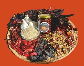 Chili oil (Salsa Macha)