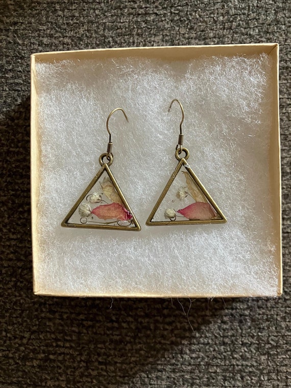 Boho Triangle Earrings - Dried Flower Jewelry