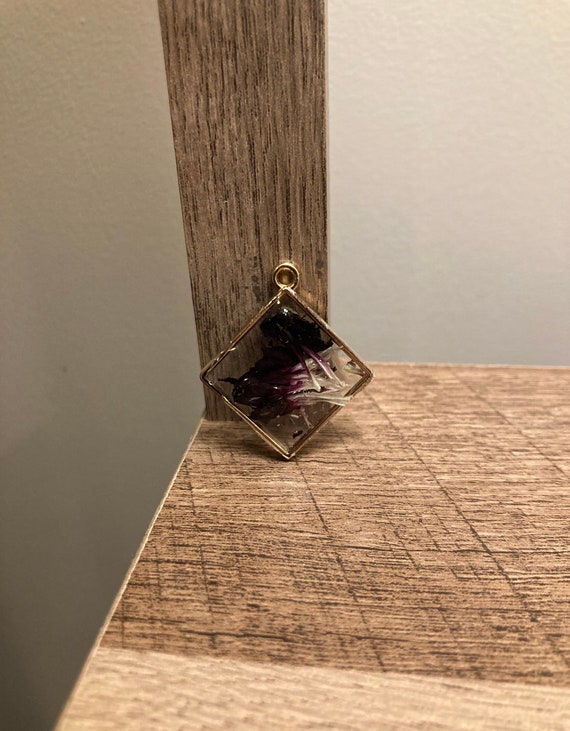 Purple Necklace - Pressed Flower Necklace - Eco Friendly Jewelry