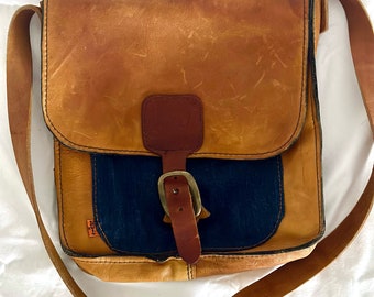 Vintage Leather Levi&#39;s Messenger Bag With Denim Detailing