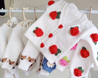 Cardigan pour enfant - Avec roses - Cardigan en tricot - Pour fille, pour bébé - Ensemble printanier pour fille - Blanc