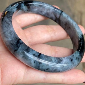 Burmese Jade Bangle Gray Jadeite Type A Belly Shape Natural Beautiful Pattern Size 59 mm.