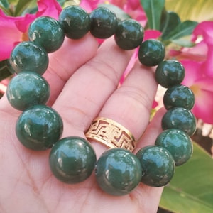 Burmese Green Jadeite Jade Type A Size 13 mm Smooth Shiny Round Beads Beautiful Texture
