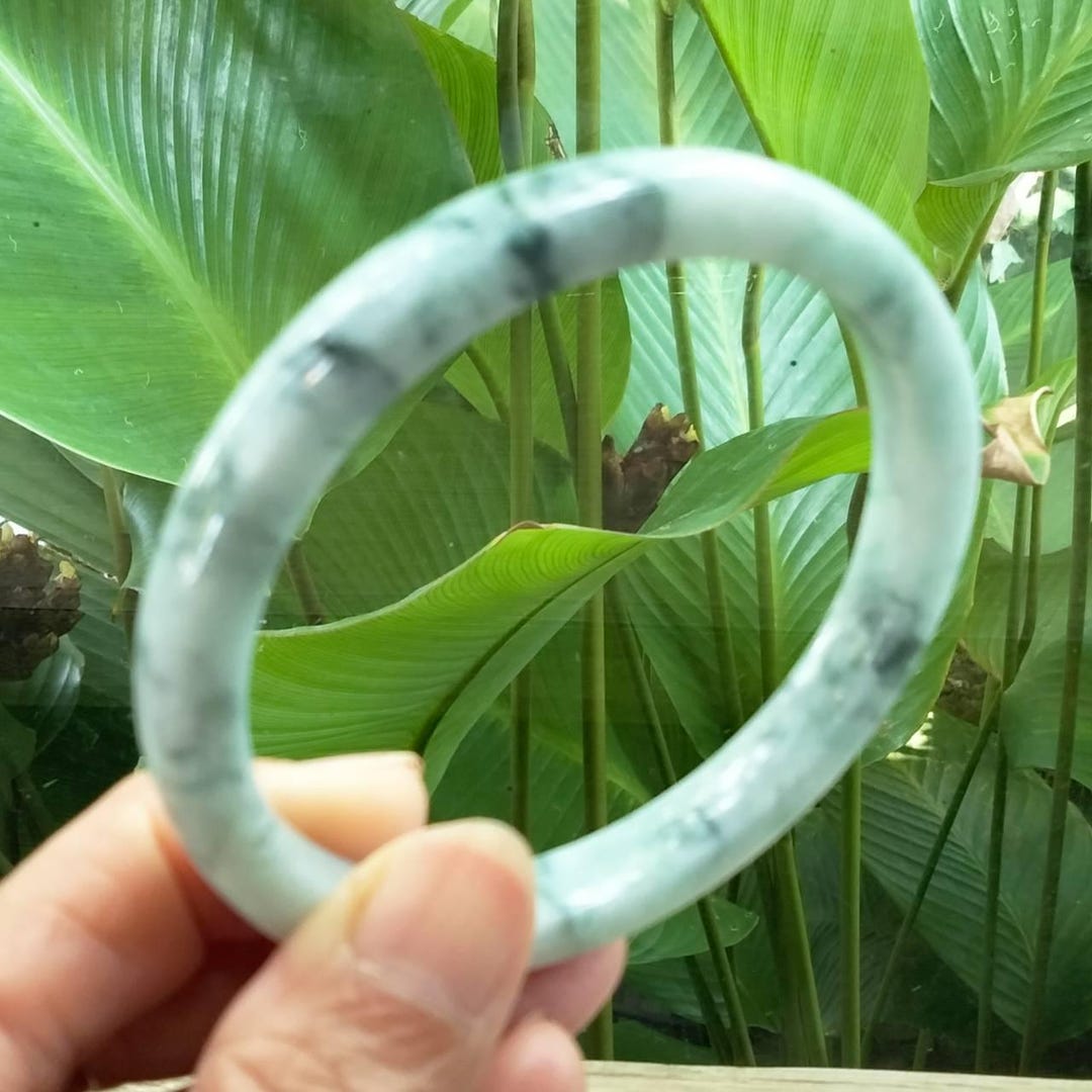 Burmese Jade Bangle, Emperor Style Light Gray, Dark Gray Streaks, 61mm ...