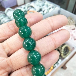 Burmese Jade Bracelet Round Bead Size 10.3 mm Smooth Green Natural Jadeite