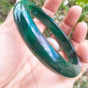 Green Agate Bangle: Women&#39;s Stone Bracelet (59.8mm)