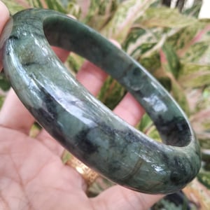 Burmese Jade Bangle Green Black Natural Jadeite Type A Flat Belly Shape Inner 66.4 mm Gift For Him