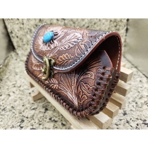 Bolso para teléfono móvil Patrón de flores Decoración turquesa Cuero genuino Forma reclinable Cuero genuino Hecho a mano