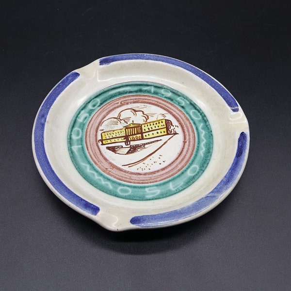 Vintage Ceramic Ashtray, OSLO 1050-1950 Signed G Jön with motif of the castle. Oslo 900 years anniversary ashtray.